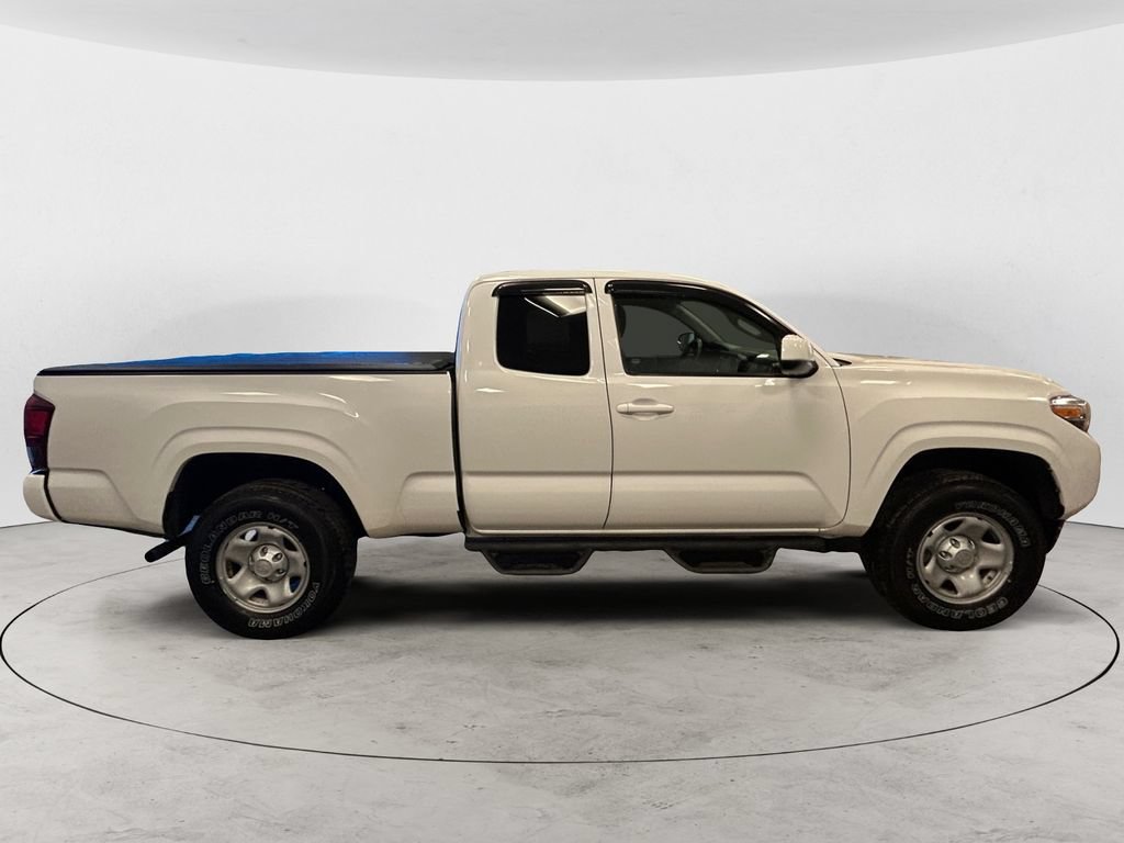 Used 2022 Toyota Tacoma SR w/ SR Convenience Package RWD image 6