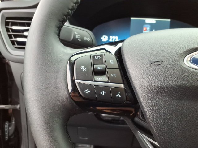 Used 2023 Ford Escape Platinum AWD/4WD image 34