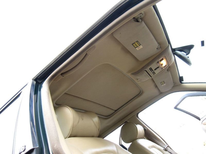 Used 2000 Jaguar XJ8 RWD image 24