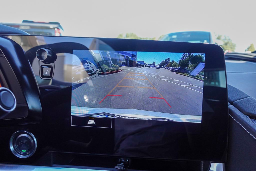 Used 2022 Chevrolet Corvette Stingray Coupe w/ Z51 Performance Package image 34