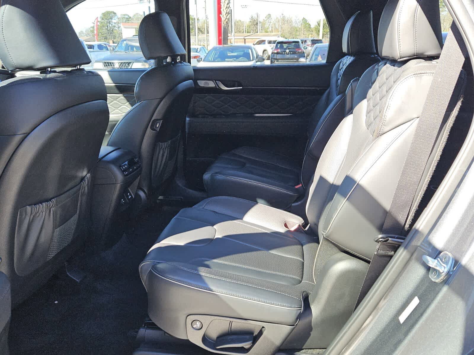 Used 2022 Hyundai Palisade Calligraphy AWD/4WD image 4
