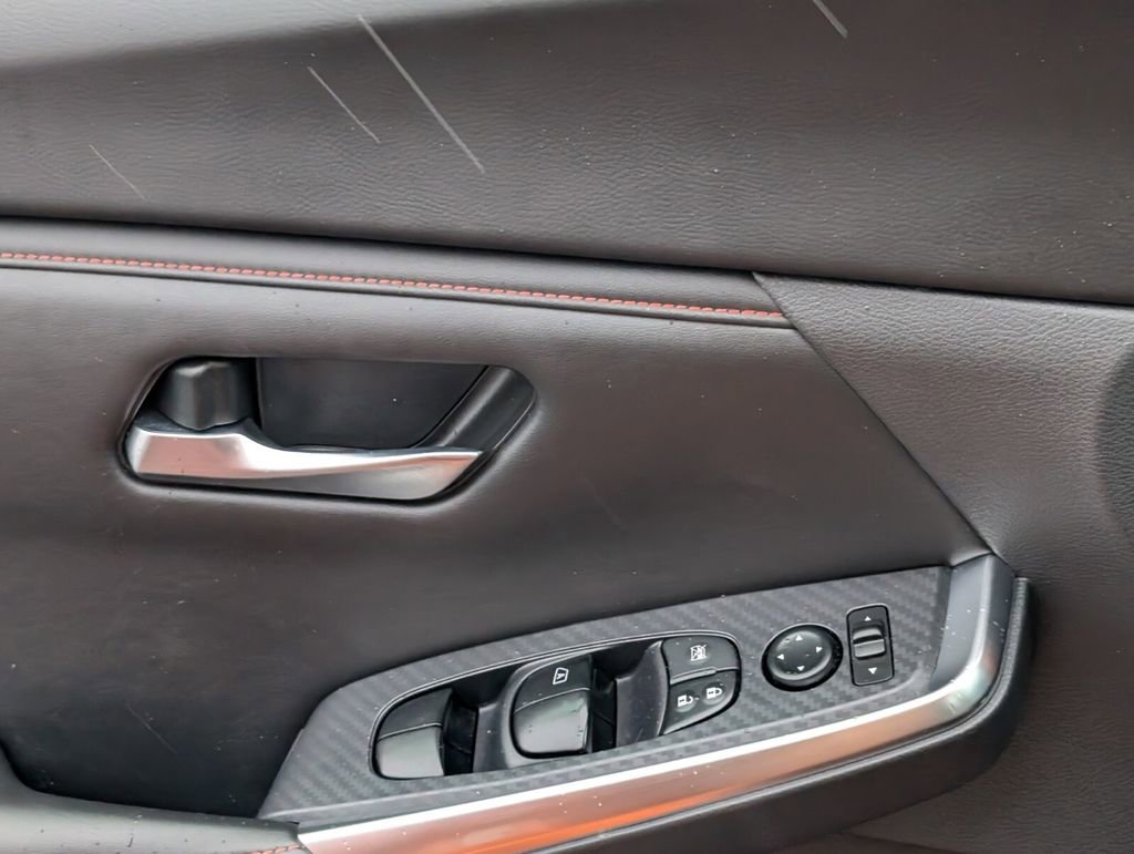 Certified 2024 Nissan Sentra SR image 26
