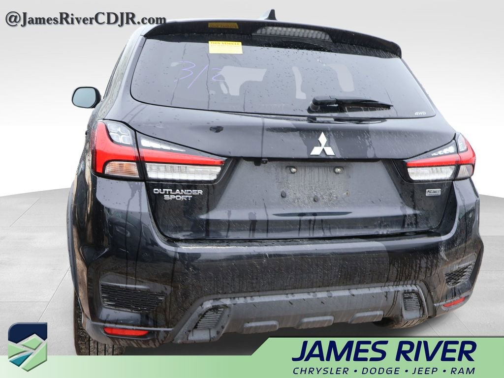 Used 2025 Mitsubishi Outlander Sport LE AWD/4WD image 16