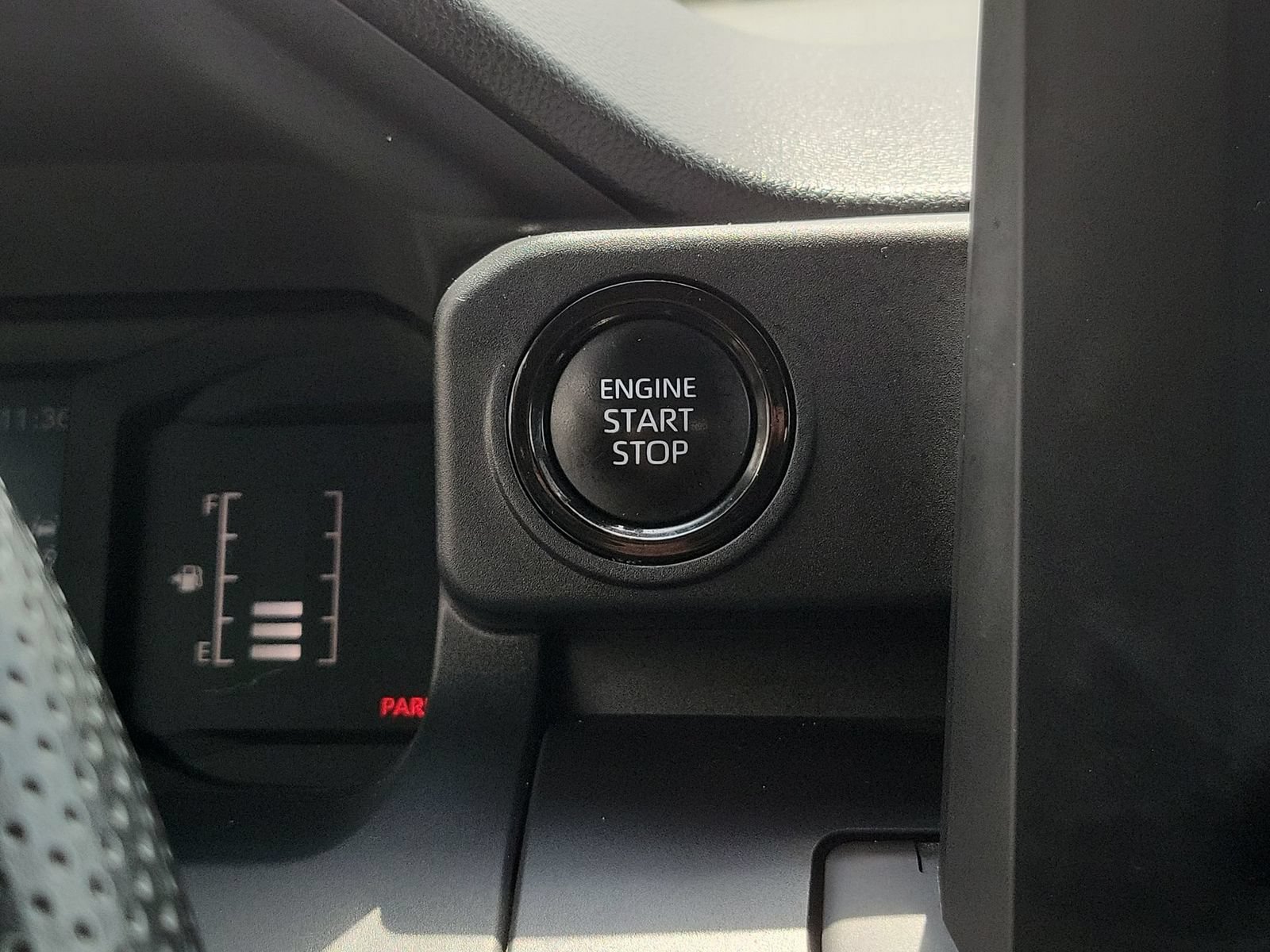 Used 2024 Toyota Tacoma SR AWD/4WD image 17