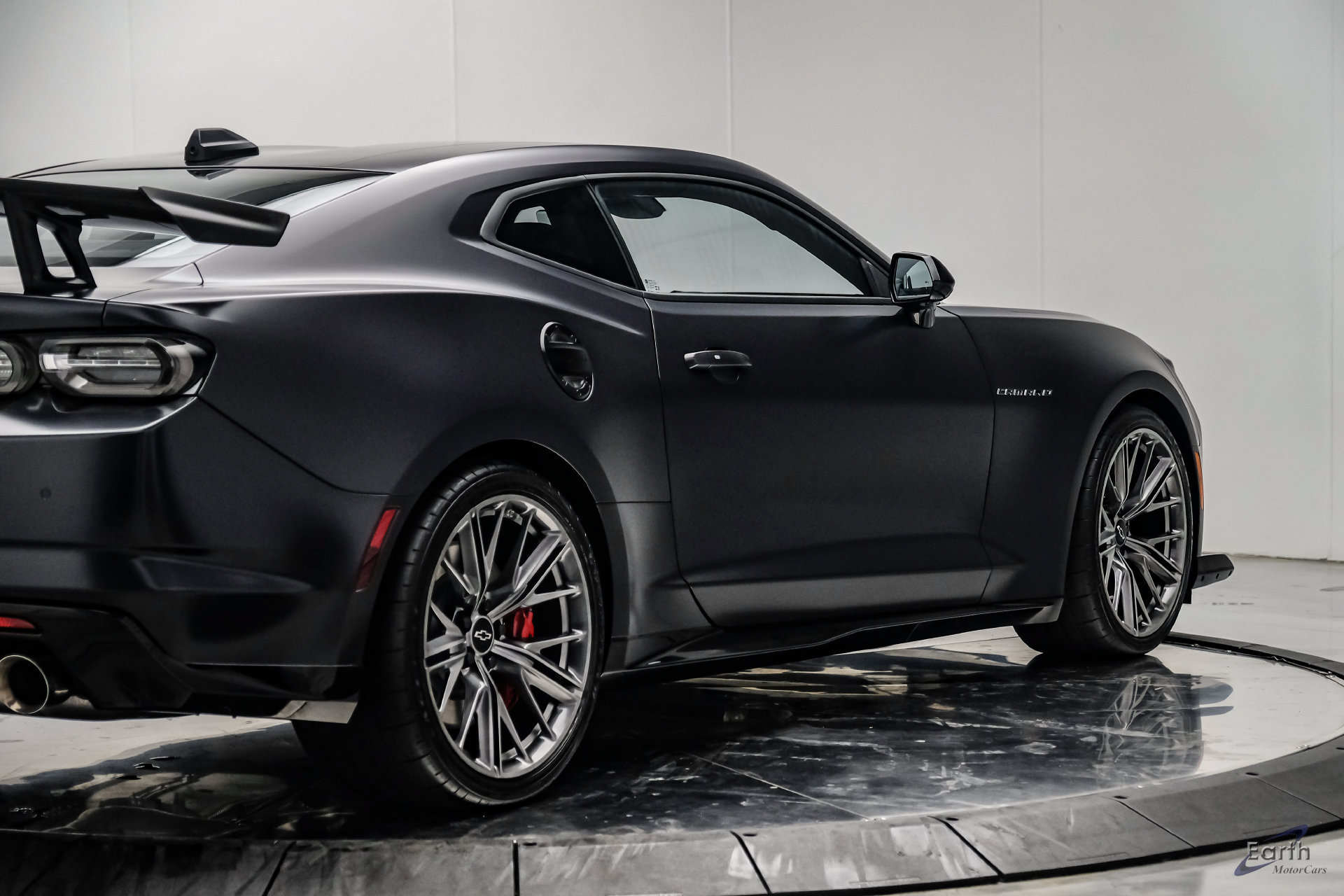 Used 2024 Chevrolet Camaro ZL1 RWD image 26