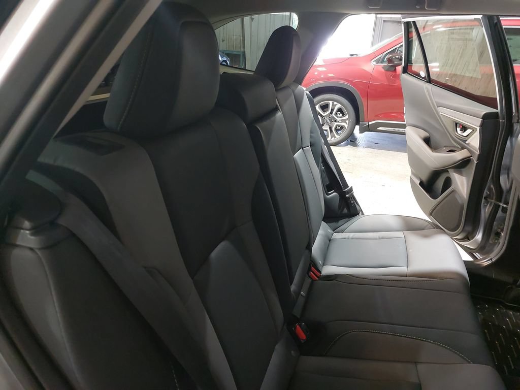 Certified 2024 Subaru Outback Onyx Edition AWD/4WD image 12