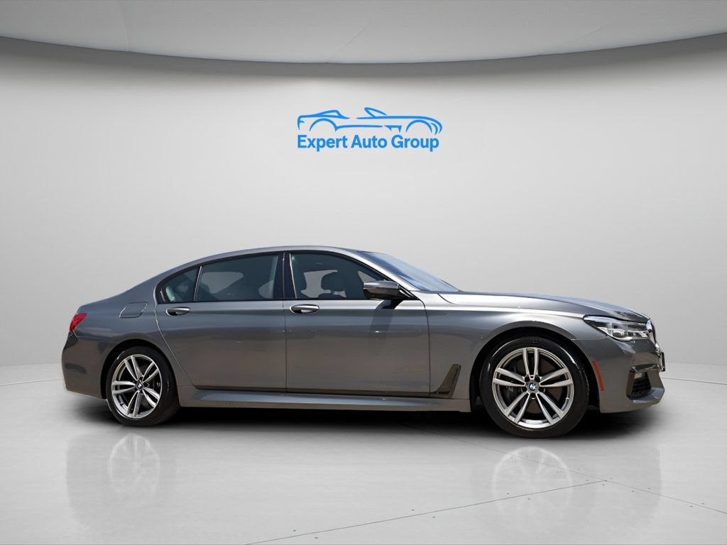 Used 2016 BMW 750i xDrive AWD/4WD image 38
