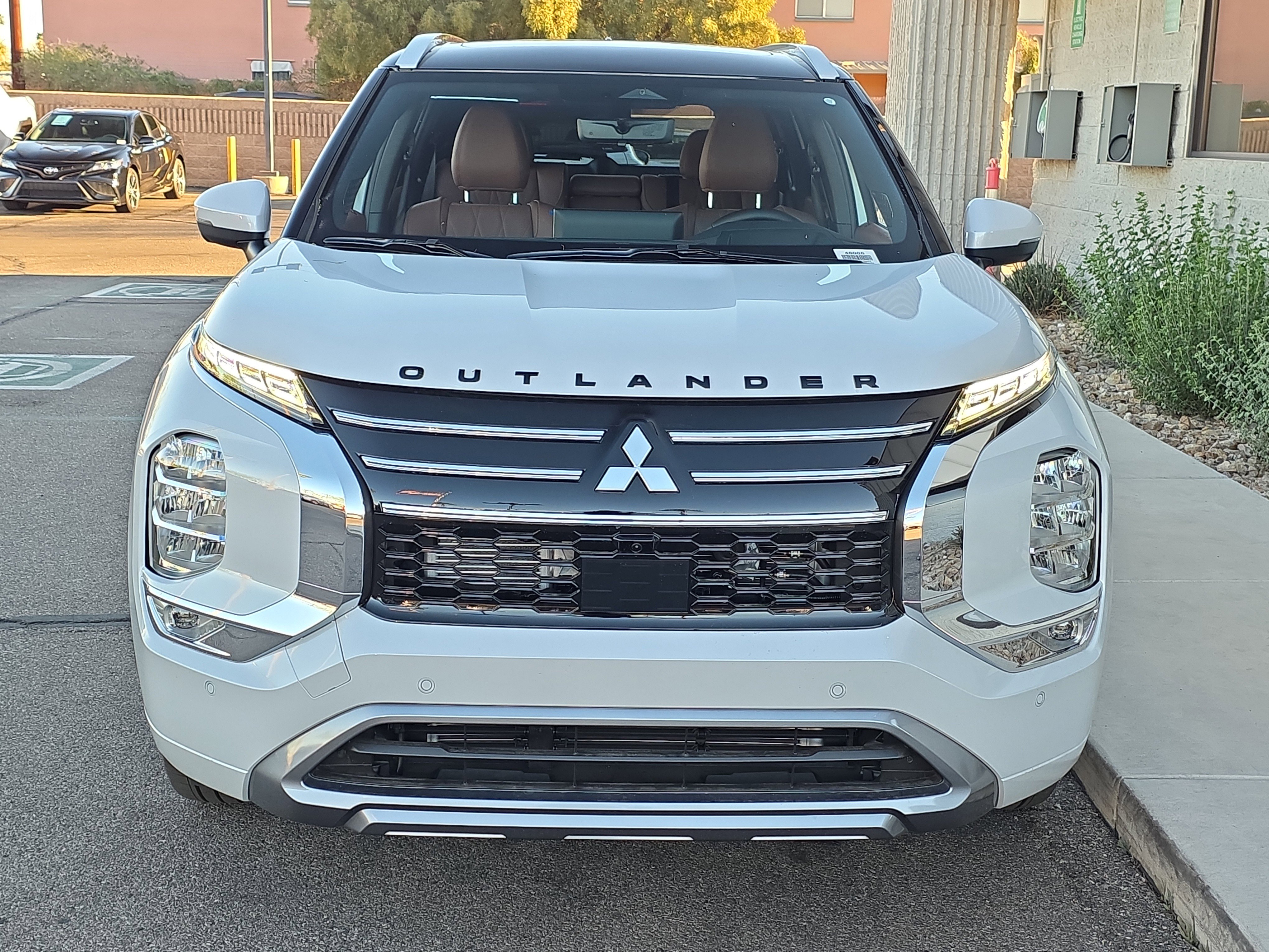 New 2026 Mitsubishi Outlander SEL image 2