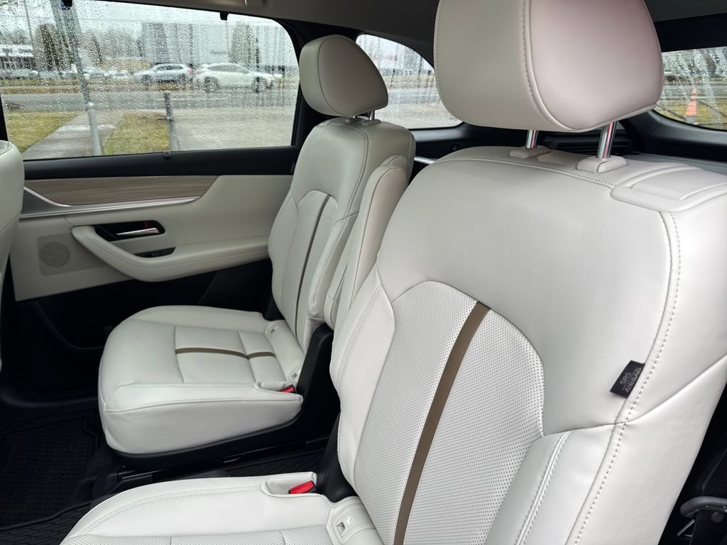 New 2026 MAZDA CX-90 Plug-In Hybrid w/ Premium Plus image 16