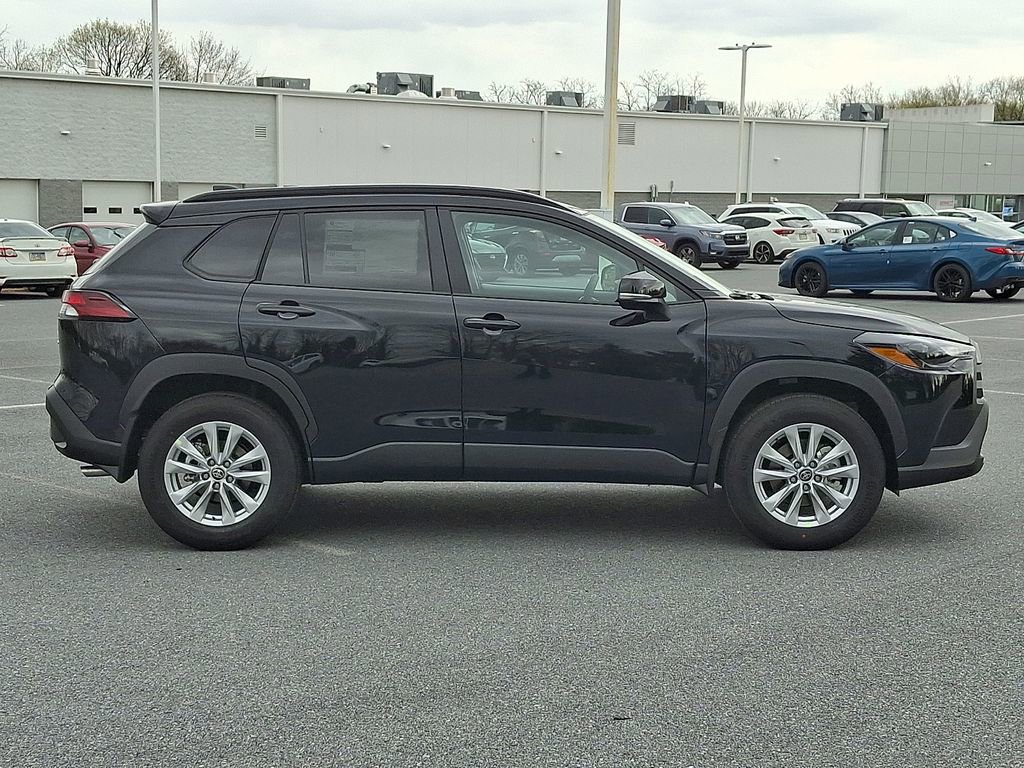 New 2026 Toyota Corolla Cross LE image 5