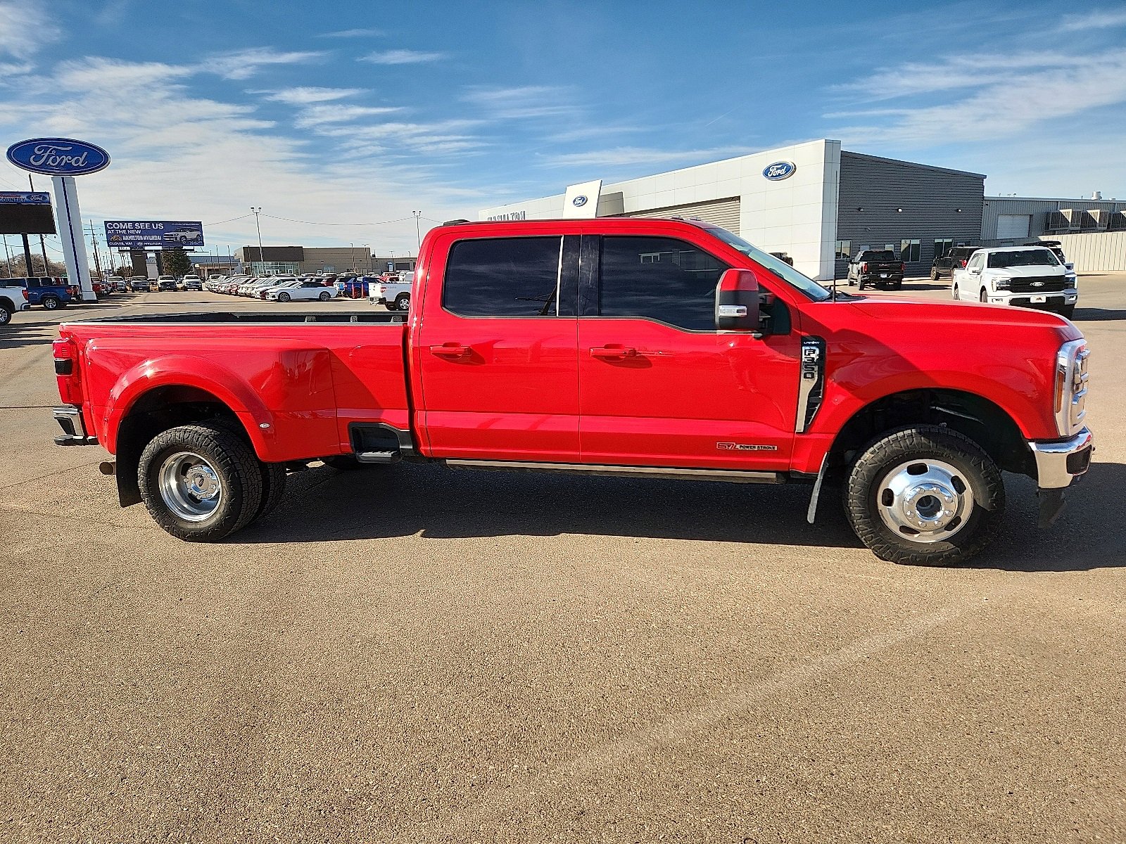 Used 2023 Ford F350 Lariat w/ Lariat Ultimate Package image 5