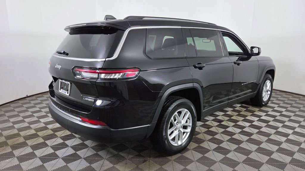 Used 2022 Jeep Grand Cherokee L Laredo w/ Luxury Tech Group I AWD/4WD image 8