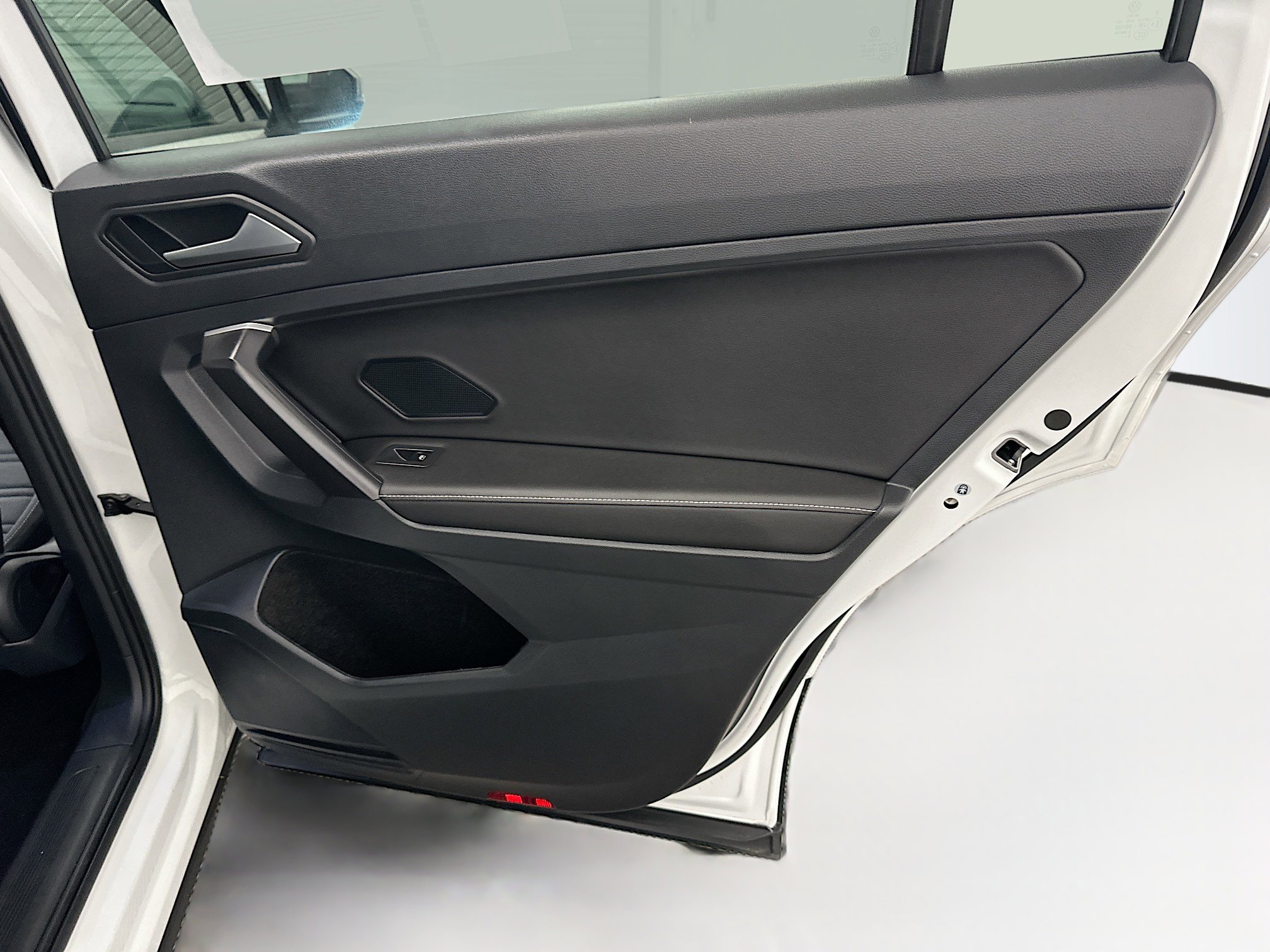 Used 2024 Volkswagen Tiguan S image 30