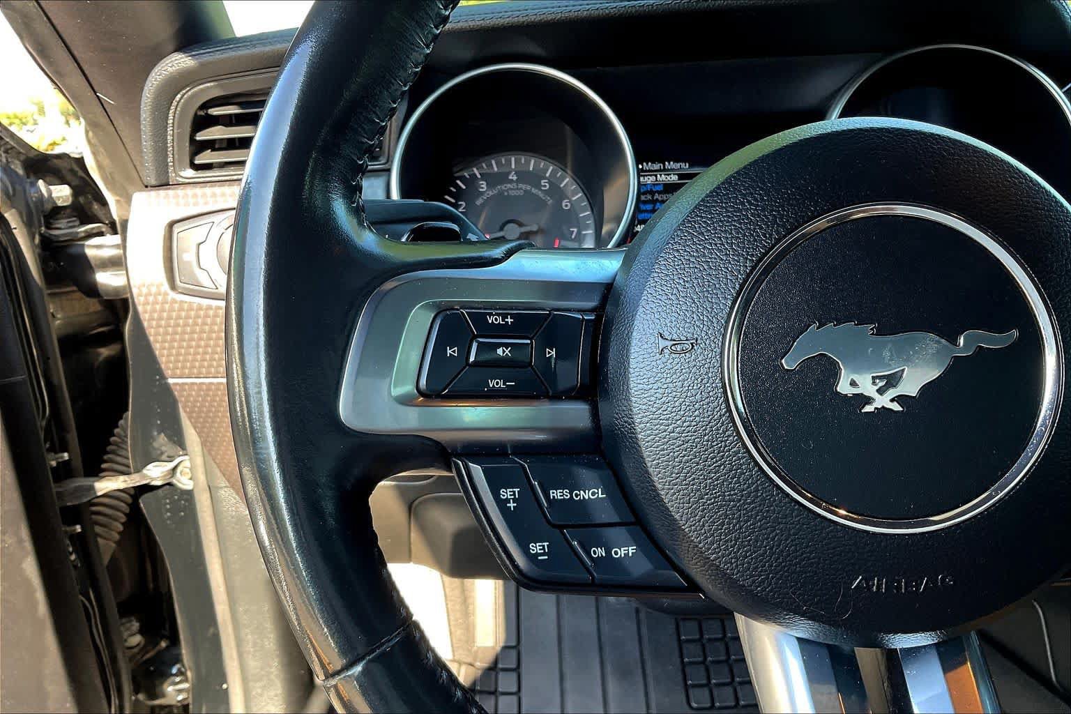 Used 2022 Ford Mustang GT w/ GT Performance Package RWD image 23