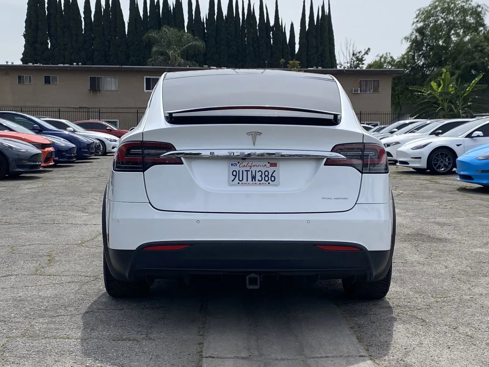 Used 2020 Tesla Model X Long Range image 3