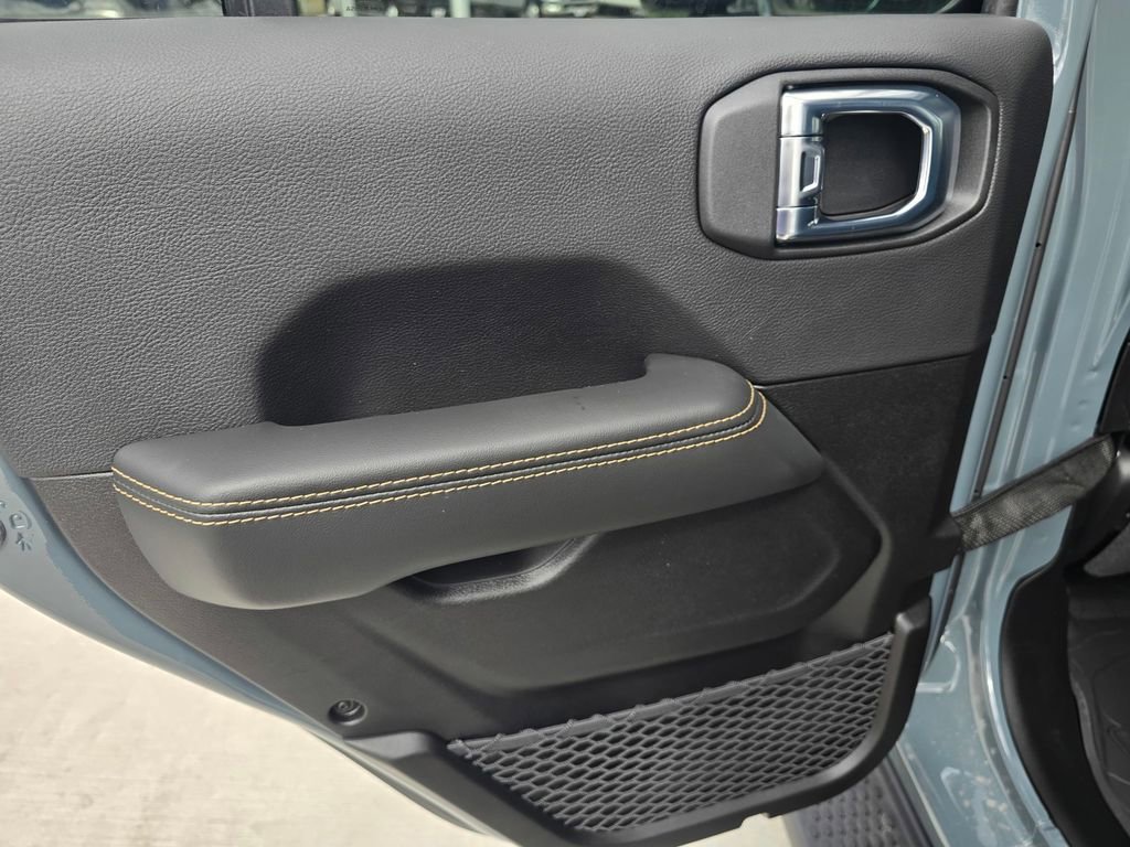 New 2026 Jeep Wrangler Unlimited Sahara AWD/4WD image 12