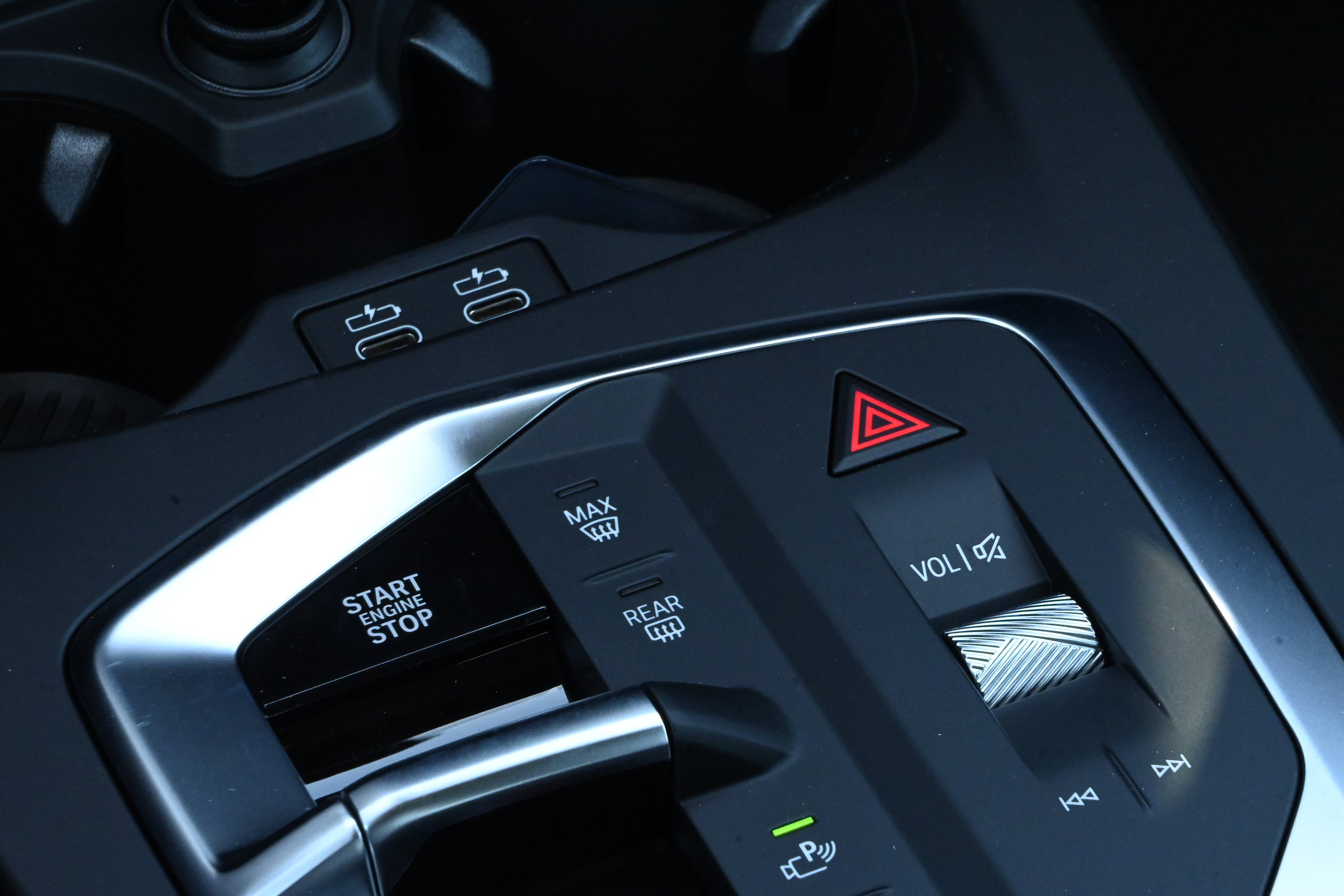 New 2026 BMW 228i w/ Technology Package FWD image 19
