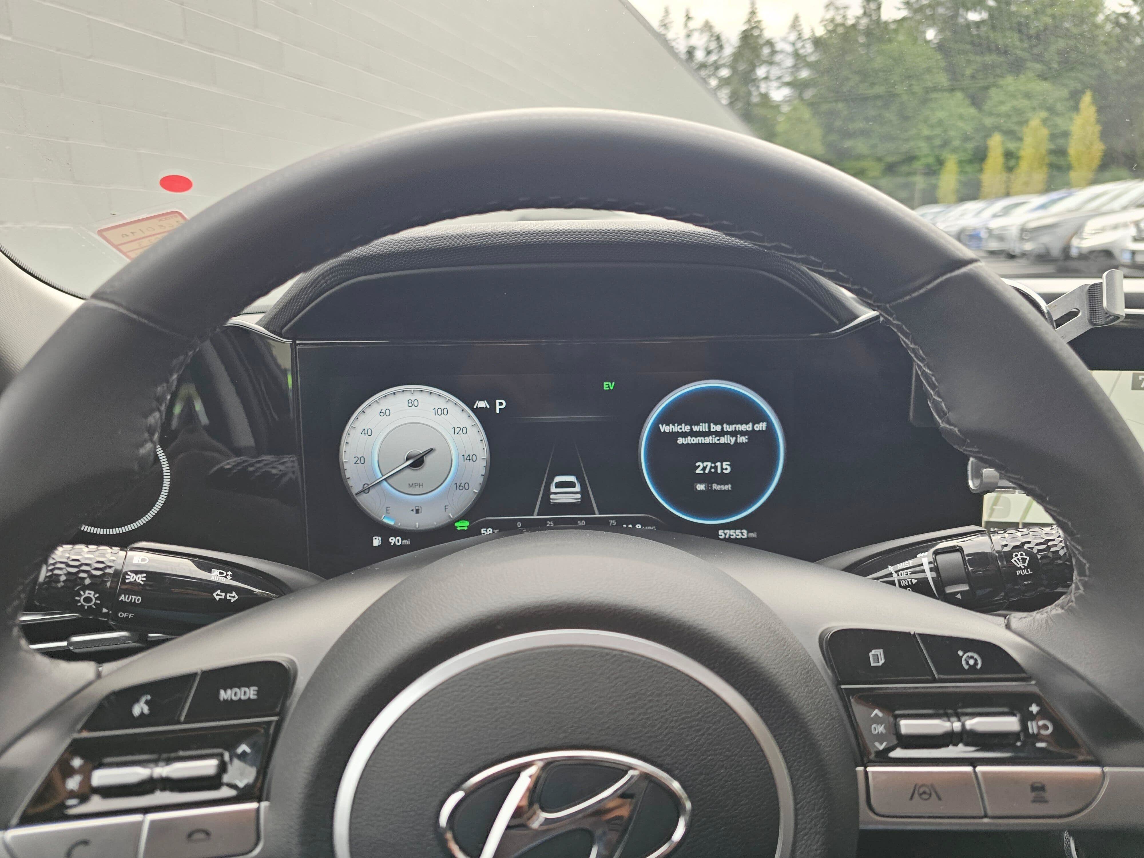 Used 2023 Hyundai Elantra Limited FWD image 25