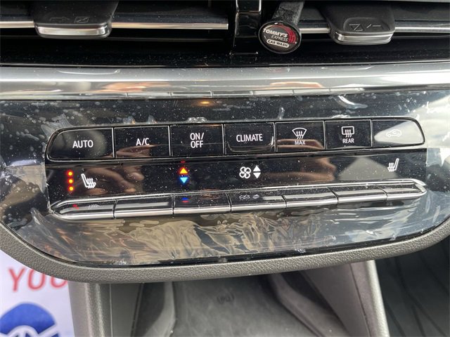 New 2025 Buick Envista Avenir image 18