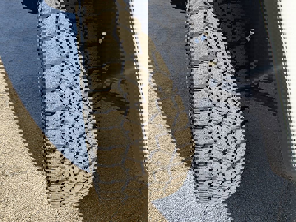 Used 2020 Jeep Gladiator Overland image 31