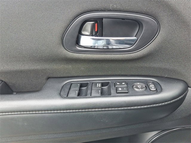 Used 2019 Honda HR-V Sport image 13