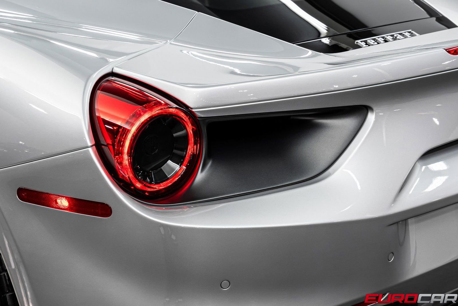 Used 2016 Ferrari 488 GTB image 20