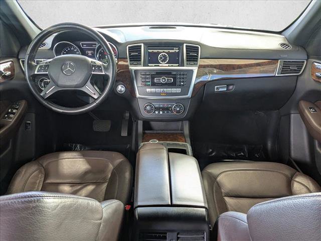 Used 2015 Mercedes-Benz GL 450 4MATIC image 16