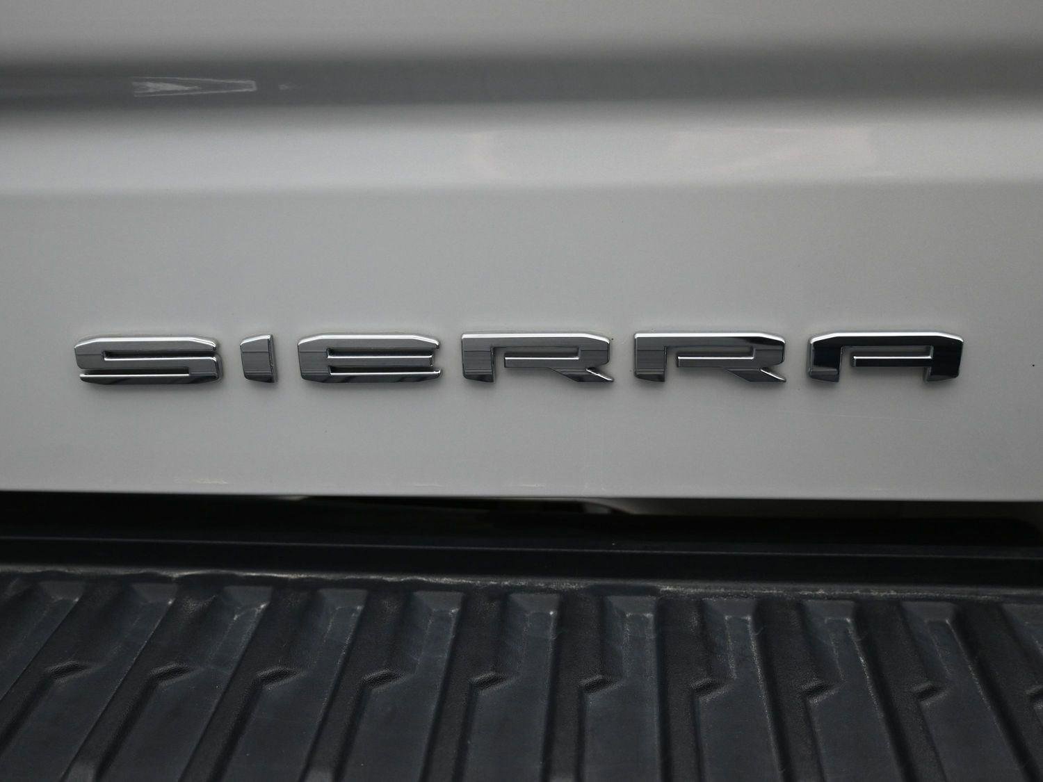 Used 2024 GMC Sierra 1500 Denali Ultimate image 17