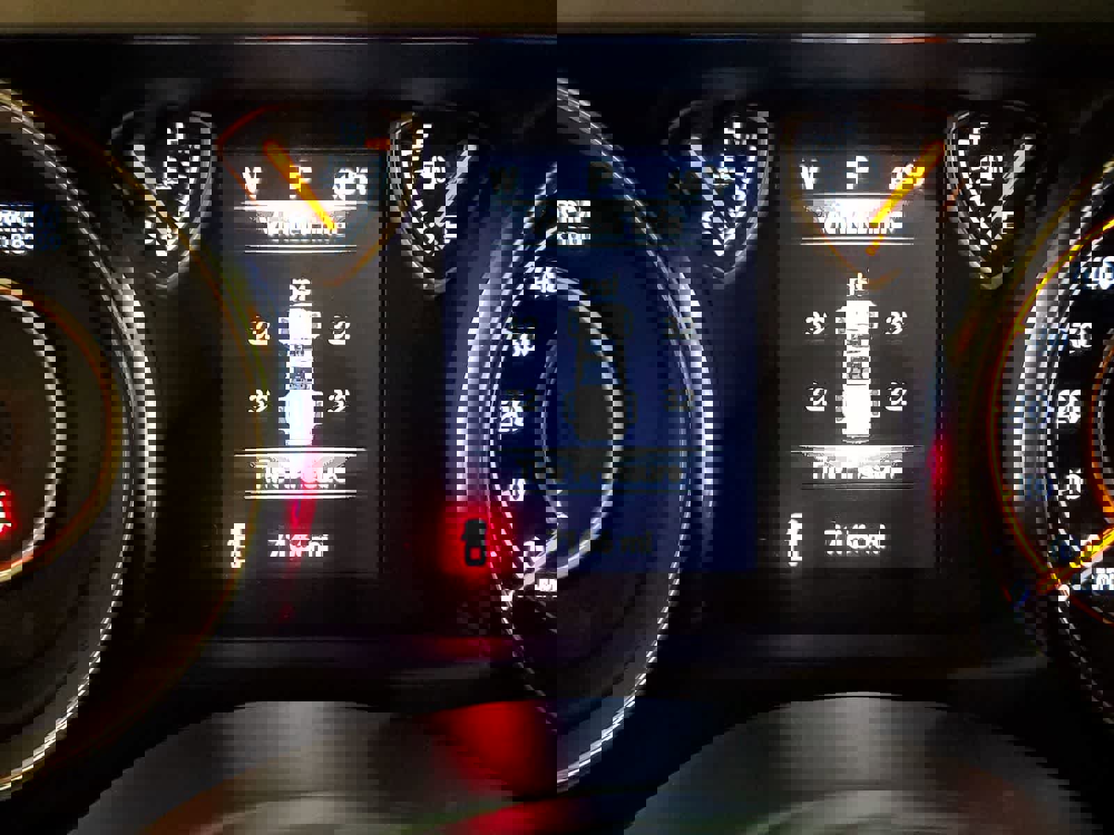 Used 2023 Jeep Gladiator Sport image 14