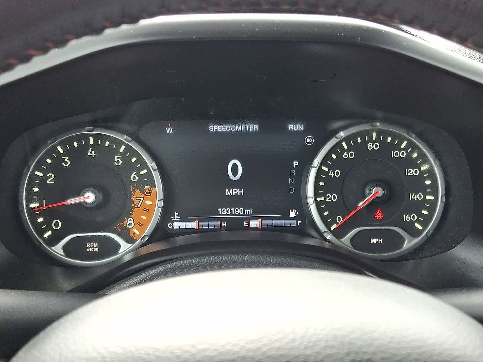 Used 2016 Jeep Renegade Trailhawk w/ Premium Trailhawk Package AWD/4WD image 17