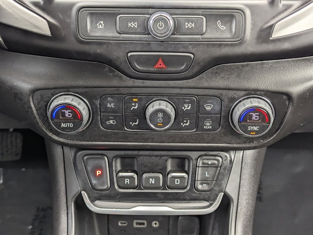 Used 2021 GMC Terrain SLE w/ Driver Convenience Package image 35