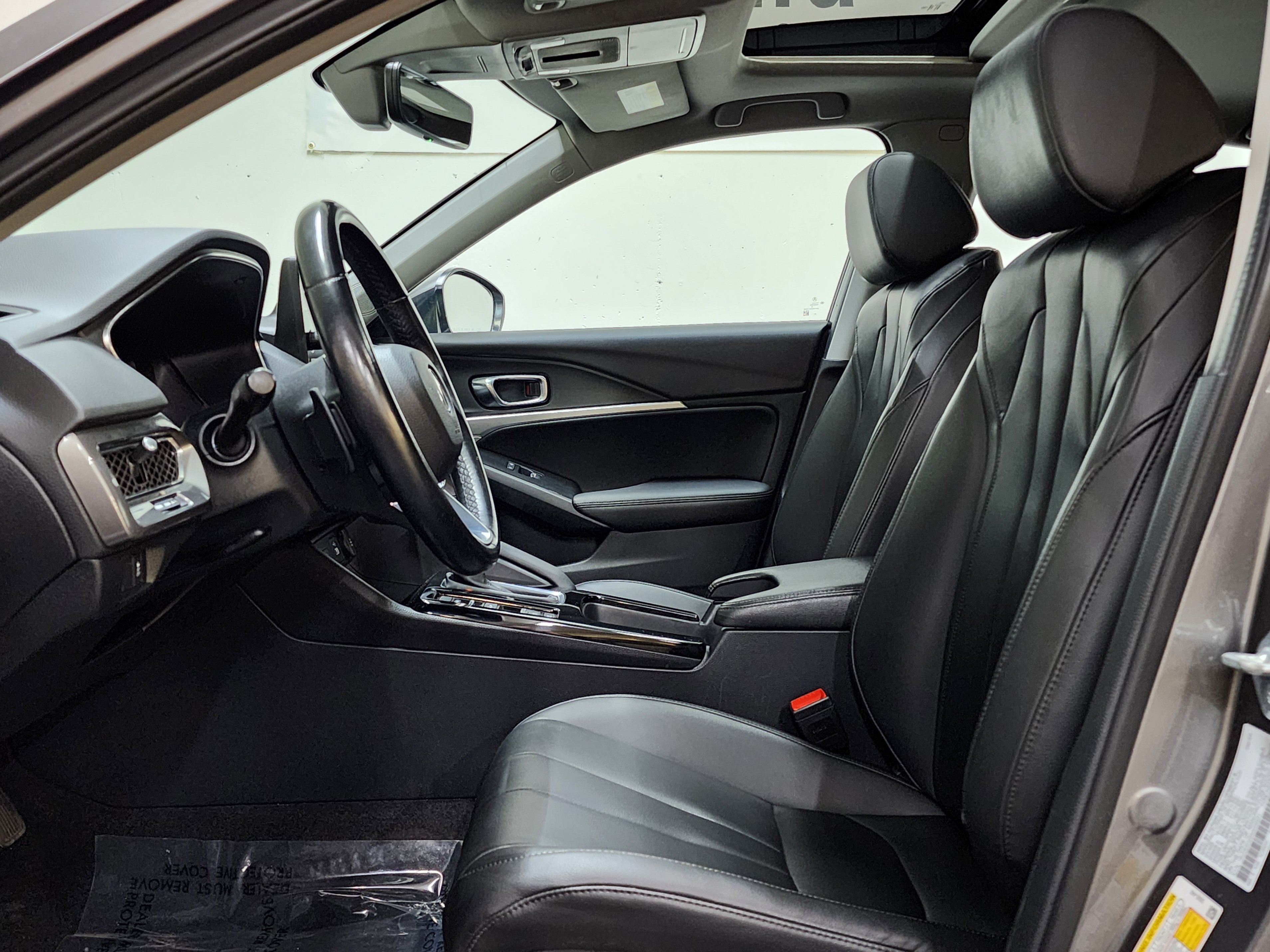 Certified 2025 Acura Integra FWD image 15
