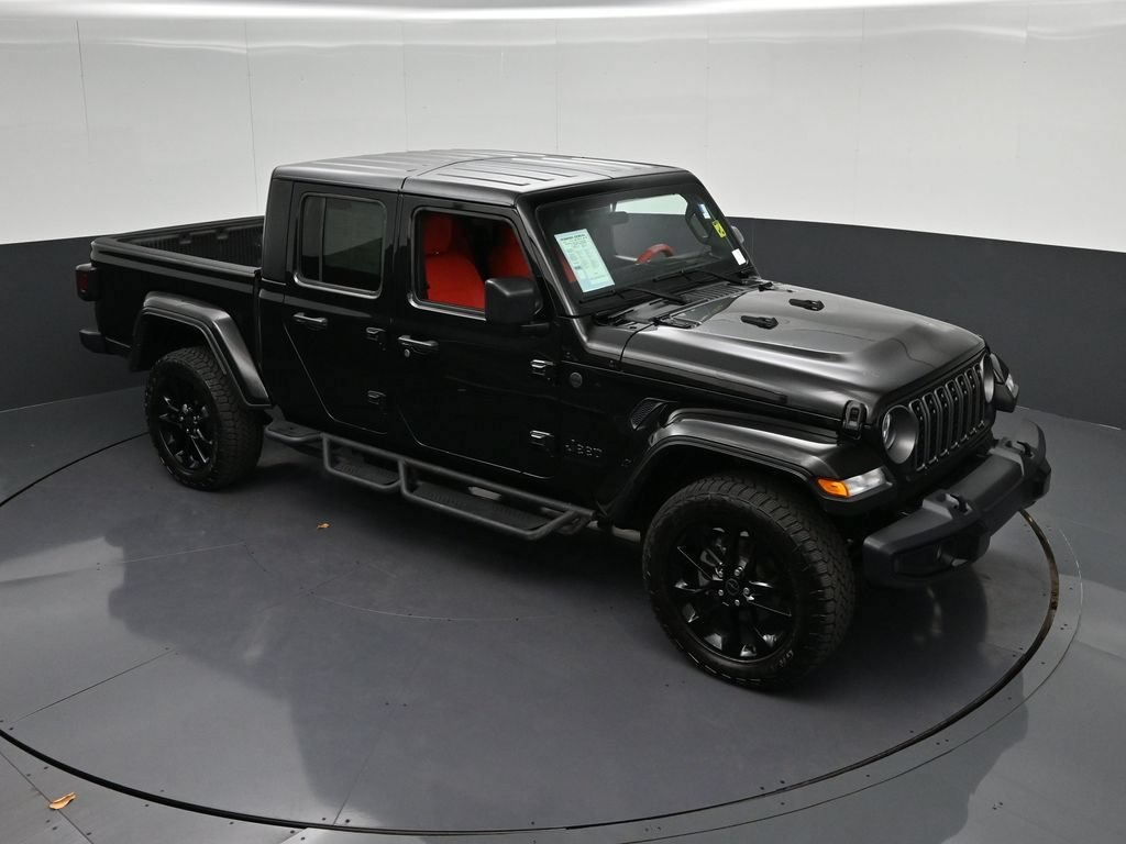 Used 2025 Jeep Gladiator Sport AWD/4WD image 20