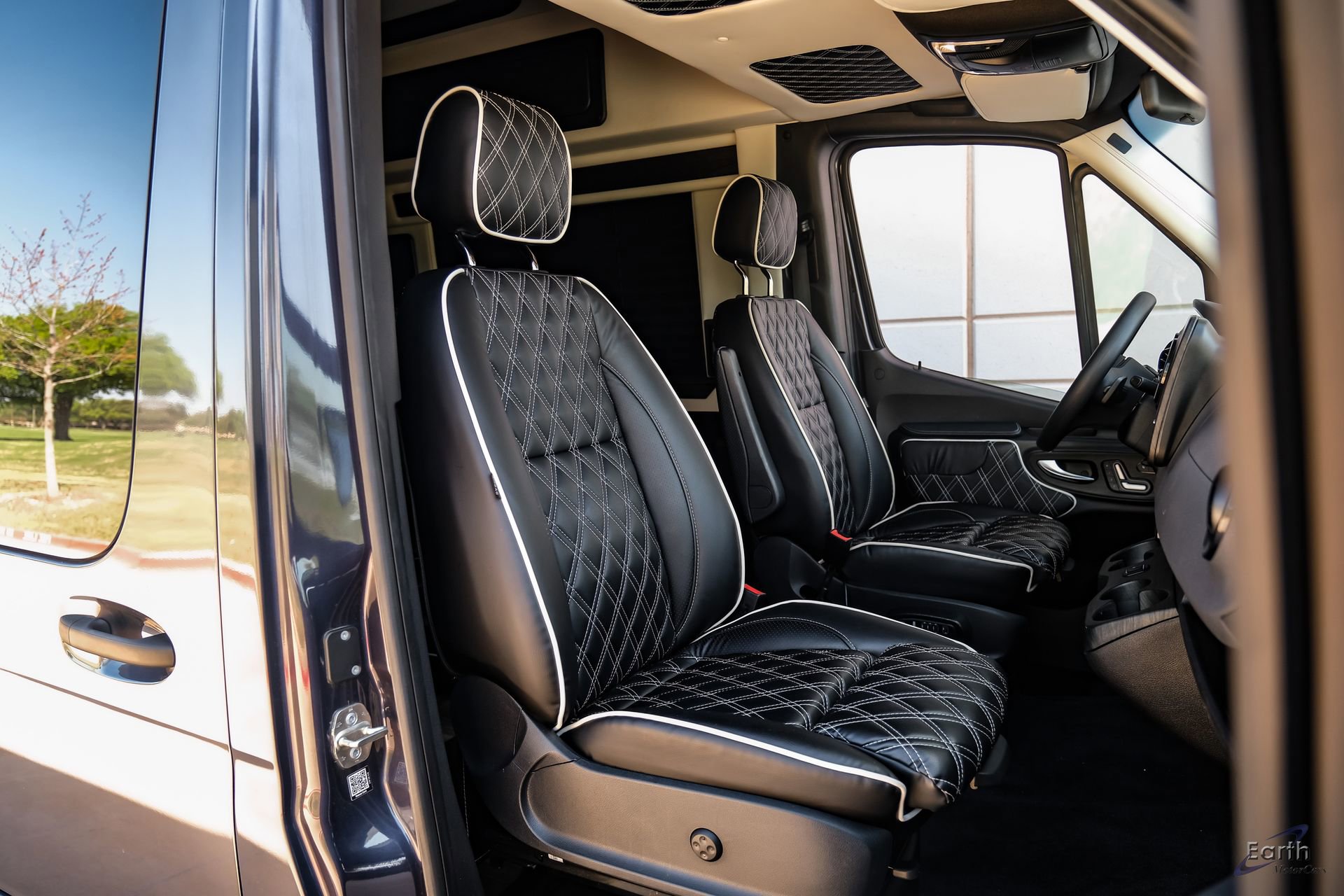 Used 2021 Mercedes-Benz Sprinter 3500 w/ Comfort Plus Package image 41