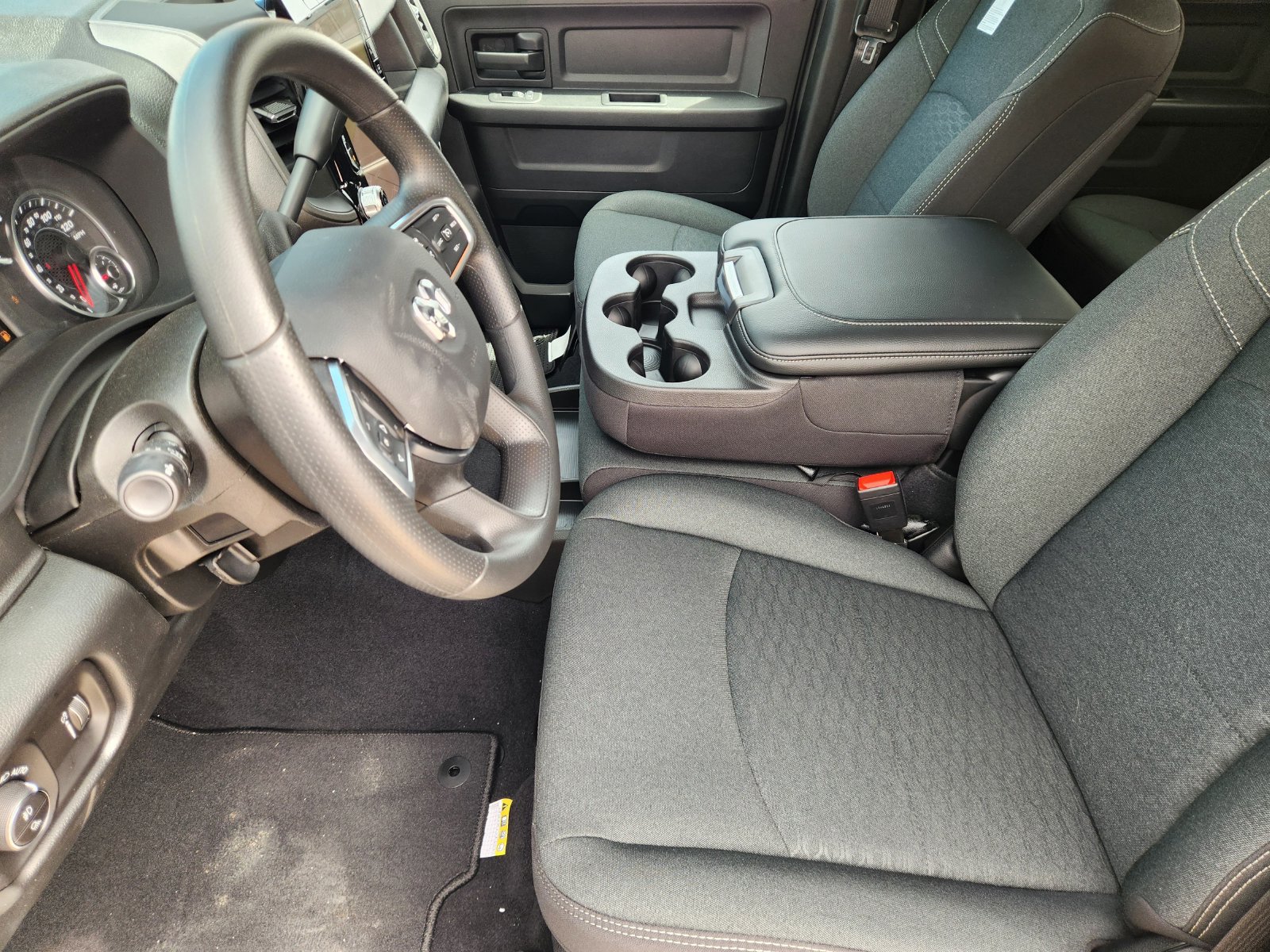 New 2026 RAM 2500 Tradesman AWD/4WD image 12