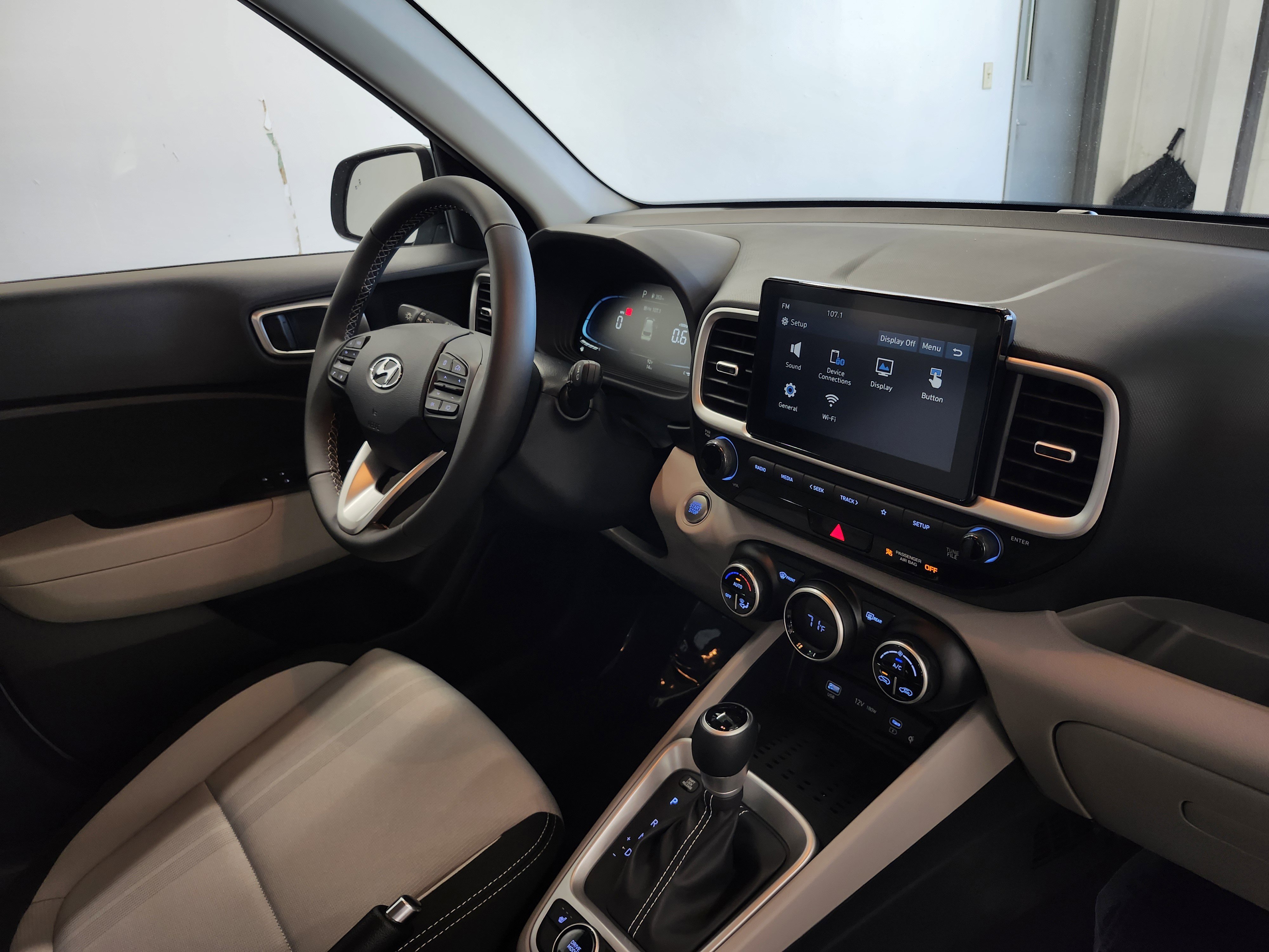 New 2026 Hyundai Venue SEL image 4