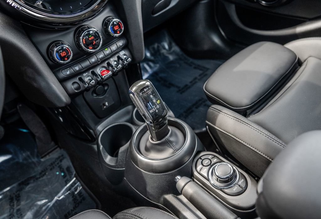 Used 2024 MINI Cooper S image 11