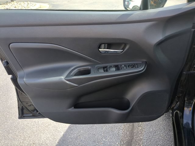 Used 2023 Nissan Versa SV FWD image 12