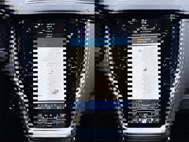 Used 2025 Subaru Outback Premium image 30