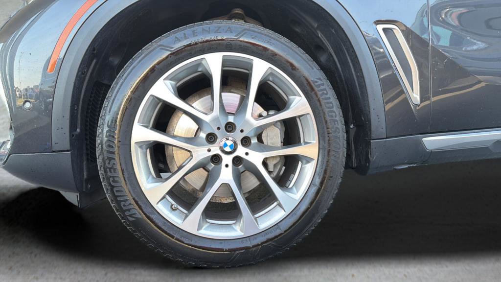 Used 2020 BMW X5 xDrive40i w/ Convenience Package image 14