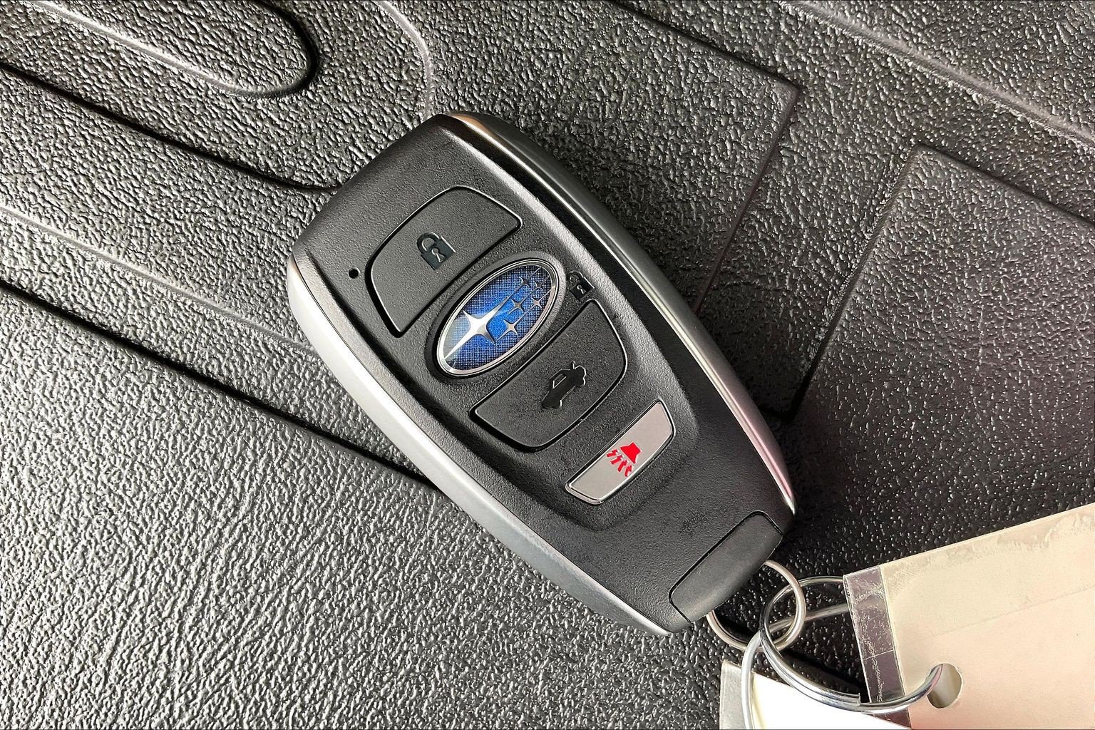 Used 2026 Subaru Forester Premium AWD/4WD image 9