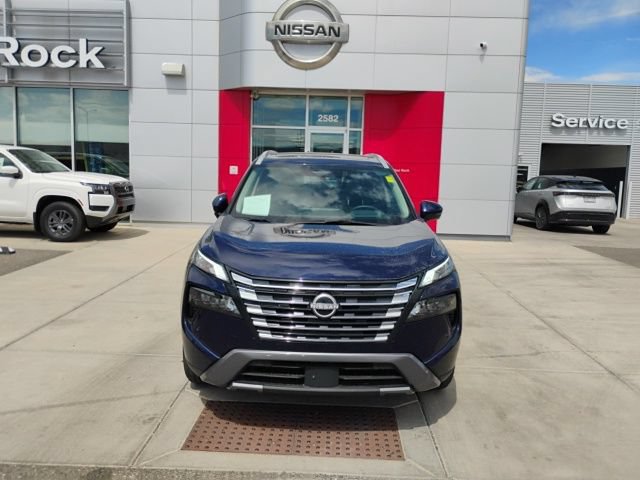 Used 2025 Nissan Rogue SL w/ Tech Package AWD/4WD image 2