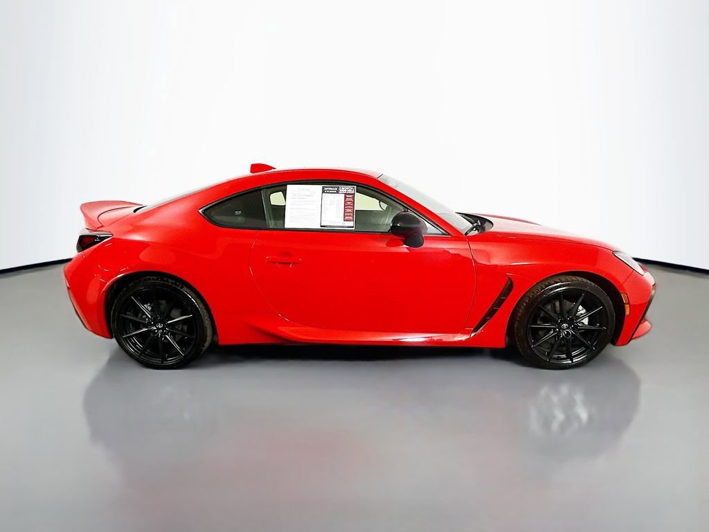 Used 2025 Toyota GR86 Premium RWD image 7