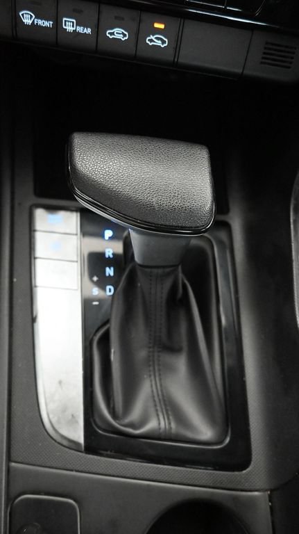 Used 2023 Hyundai Elantra SEL w/ Cargo Package FWD image 33