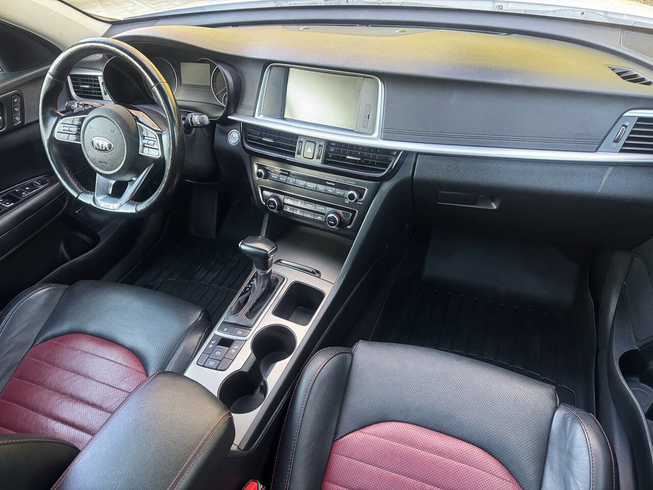 Used 2020 Kia Optima SX image 9