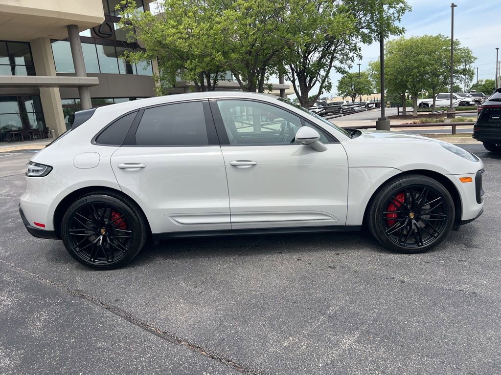 Used 2024 Porsche Macan GTS AWD/4WD image 2