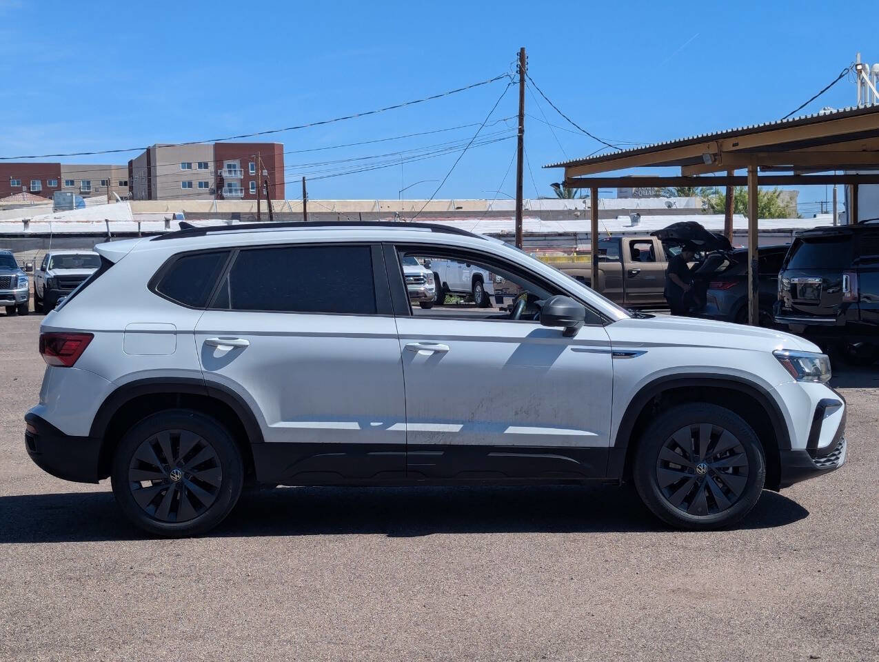 Used 2023 Volkswagen Taos S w/ Driver Assistance Package image 2
