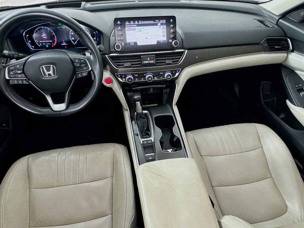 Used 2018 Honda Accord Touring image 27