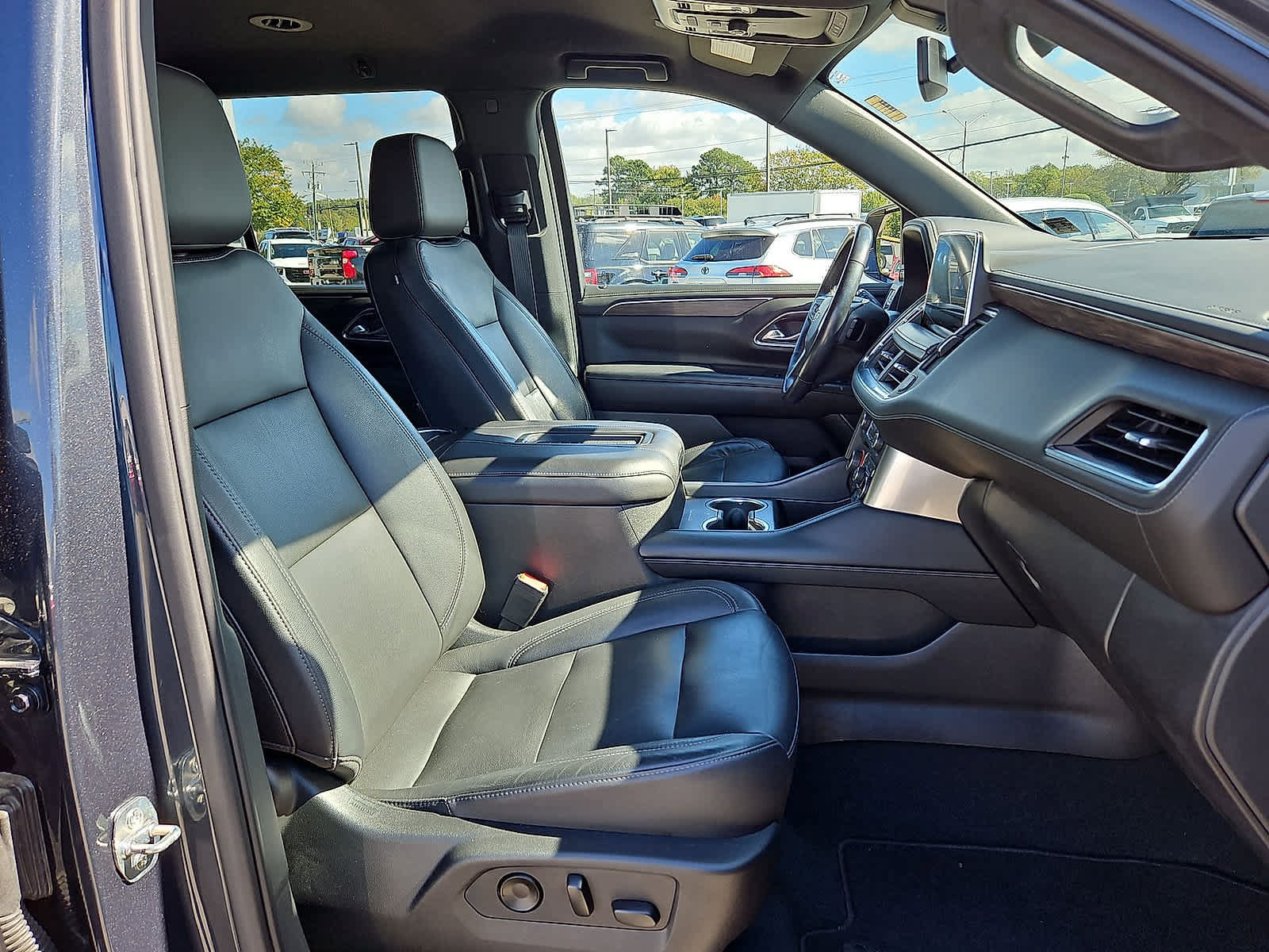Used 2021 Chevrolet Tahoe LT AWD/4WD image 33
