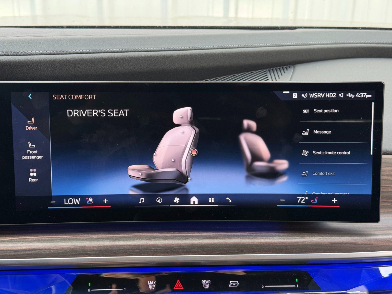 Used 2023 BMW i7 xDrive60 image 30